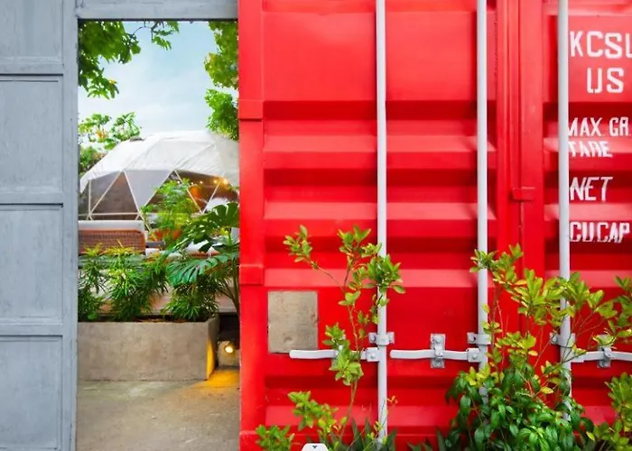 Container Mandaluyong N10